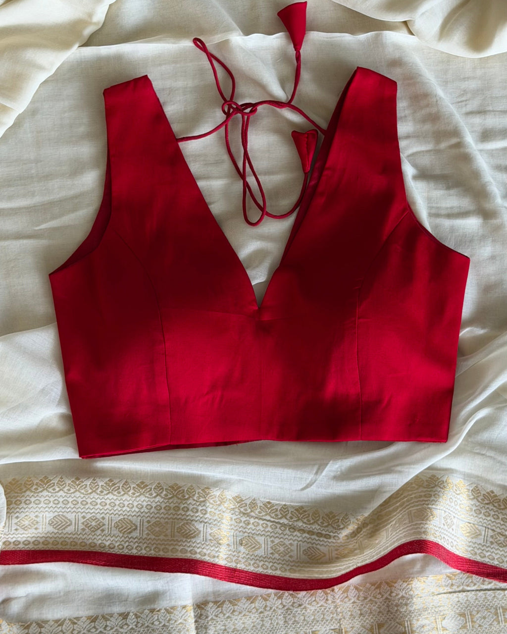 Aadya Mulmul Saree Blouse Combo Set